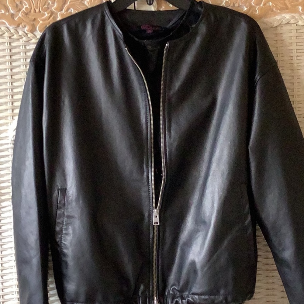Gorgeous… Gorgeous All Saints Della Leather Bomber Jacket 🖤🖤🖤 - Picture 2 of 13